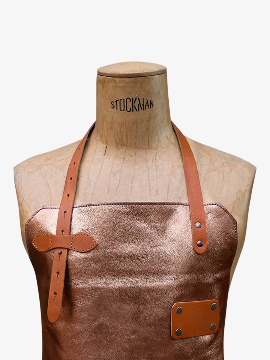 Foto-Material-Lederschürze-Gartenarbeit-Kupfer-LeTablier-aus-Leder-Kupfer-Paul-Marius-APRON-LEATHER-C