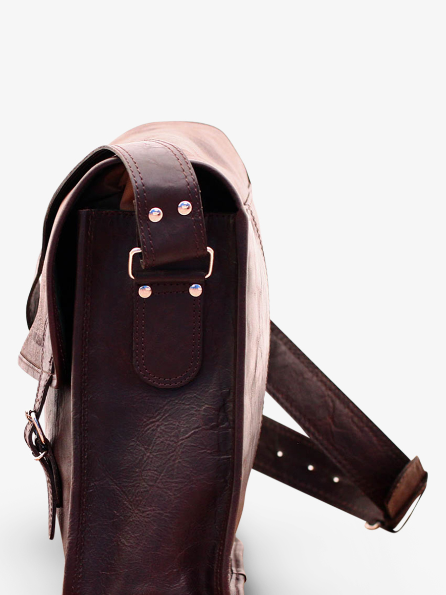 Foto-Seitenansicht-Aktentasche-Leder-schwarz-Lasacoche-L-Indus-Paul-Marius-M02S16-D