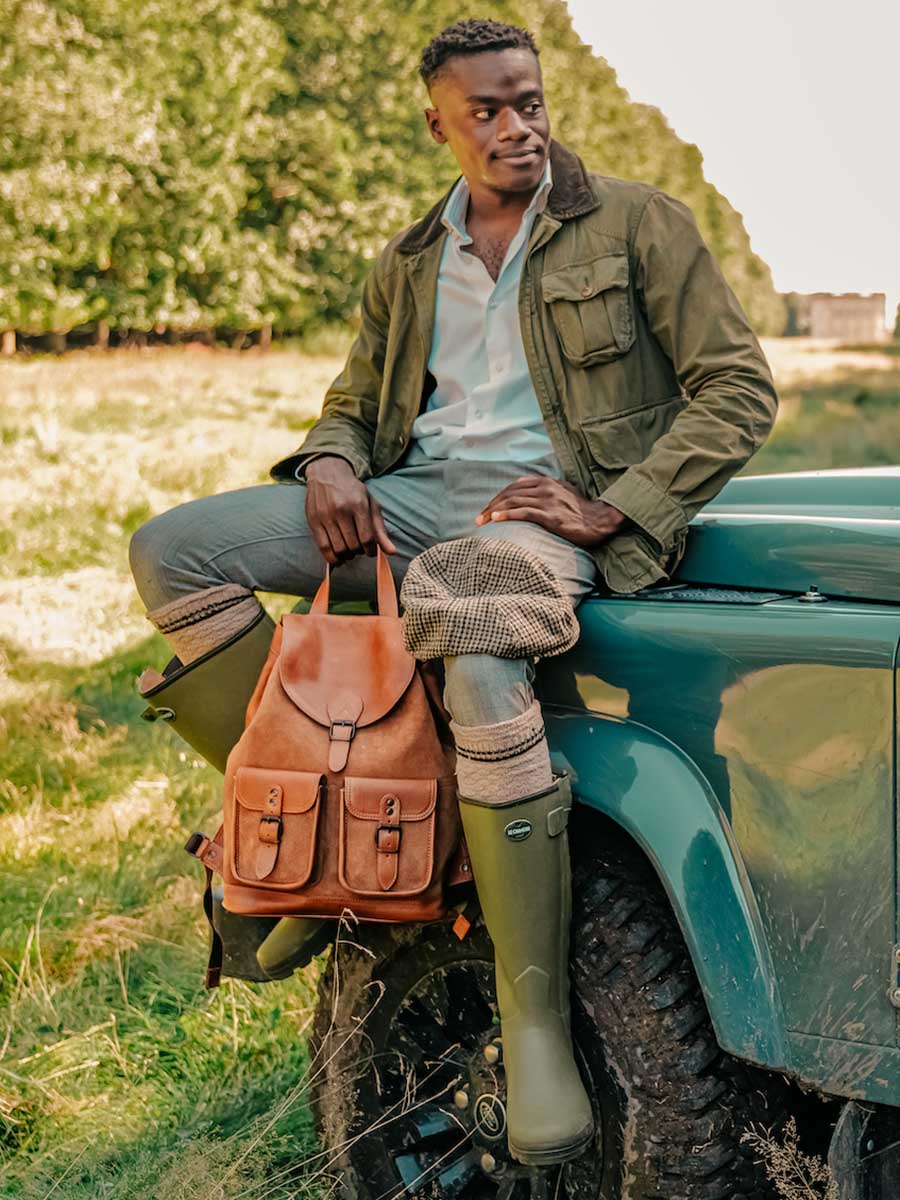 foto-ansicht-von-vorne-lederrucksack-braun-lechampêtre-pampa-natur-karamell-paul-marius-m36-ol-l