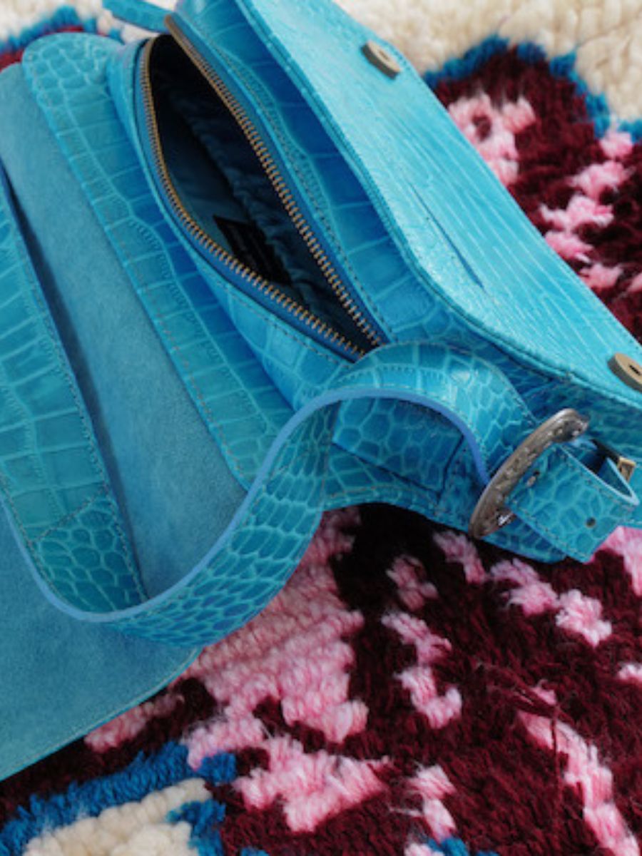 foto-innenansicht-umhängetasche-leder-damen-blau-lebaguette-alligator-cocktail-topas-paul-marius-w29-a-blu