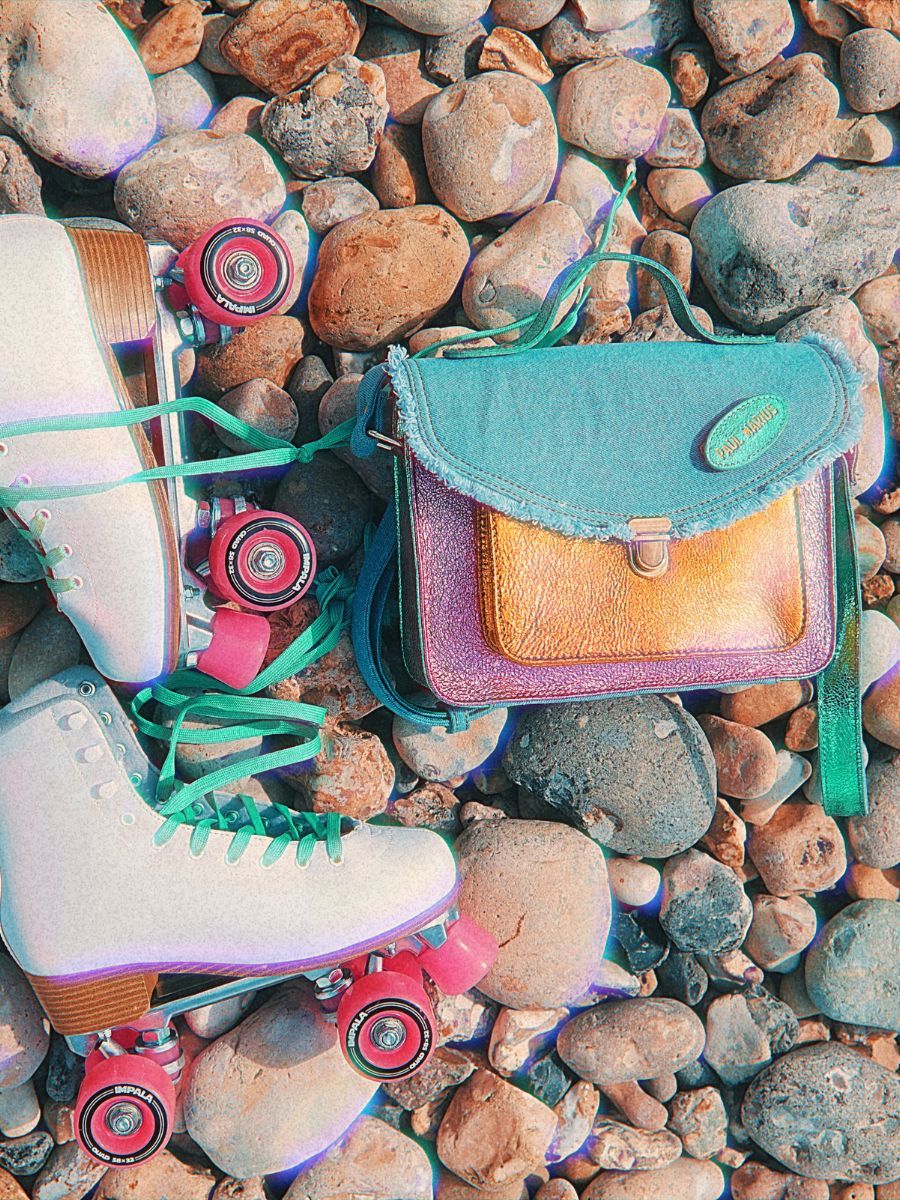 Foto-Tragegurt-Umhängetasche-Leder-Damen-Mademoiselle-George-90er-Jahre-Paul-Marius-W05-Denim