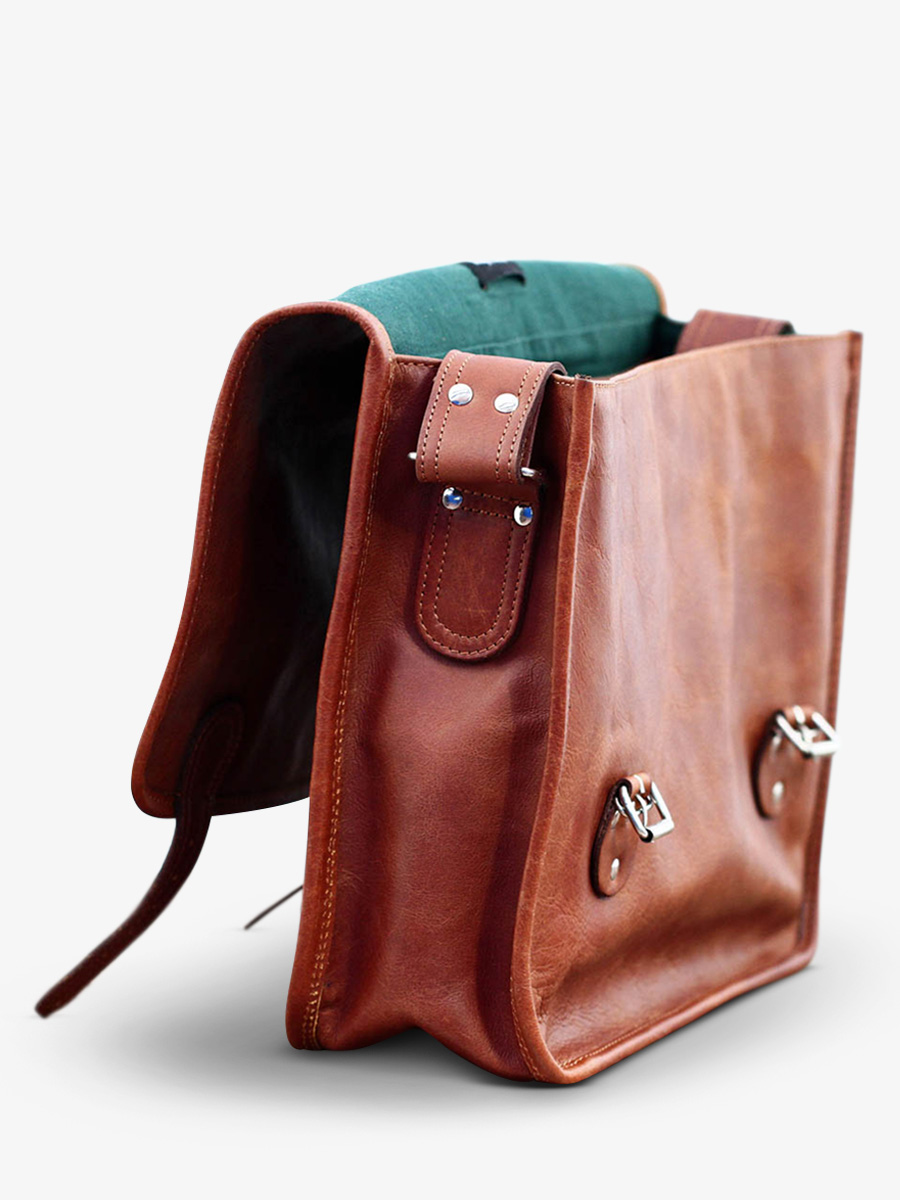 Foto-Seitenansicht-Aktentasche-Leder-braun-LaSacoche-L-natur-Paul-Marius-M02S16-L