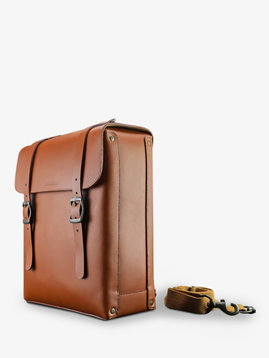 Foto-Seitenansicht-Fahrradtasche-braun-Bicyclette-M-natur-Paul-Marius-P05-L